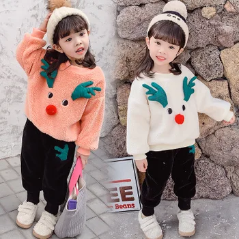 

New autumn and winter 3-7 years old boys and girls baby children version of the cute plus velvet deer hair sweater trousers suit
