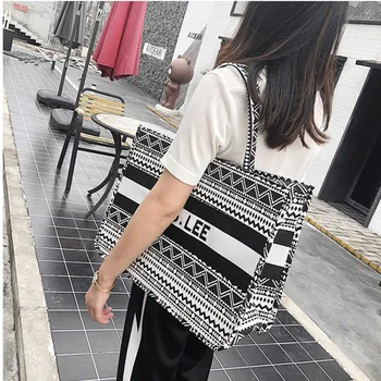 

Women Large Canvas Tote Bag Panelled Strip Vintage Printed Canvas Handbag Brand New Ladies Huge Purses Heavy Canvas Big Handbag
