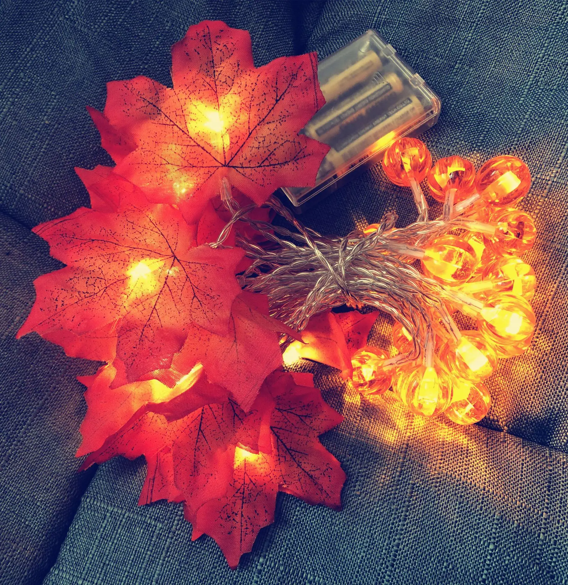 Tanie Jesienna dekoracja 20 diod LED liście klonu girlanda bajkowe oświetlenie