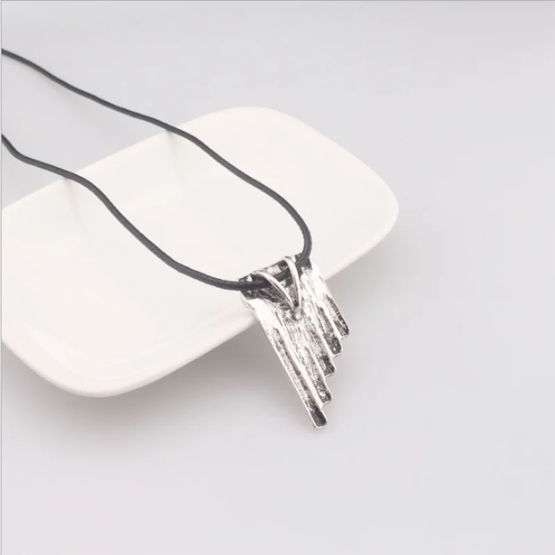 Peter Pan Flute Pipes Necklace Pendant Neverland Costume Cosplay