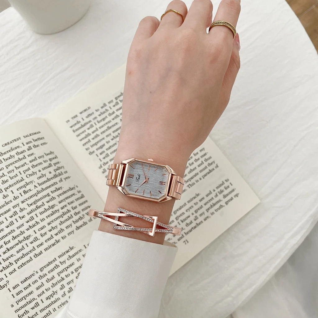 Fashion Watch For Women Luxury Rose Gold Rhinestone Bracelet Watch Ladies Quartz Wrist Watch Bracelet Set Gift Relogio Feminino