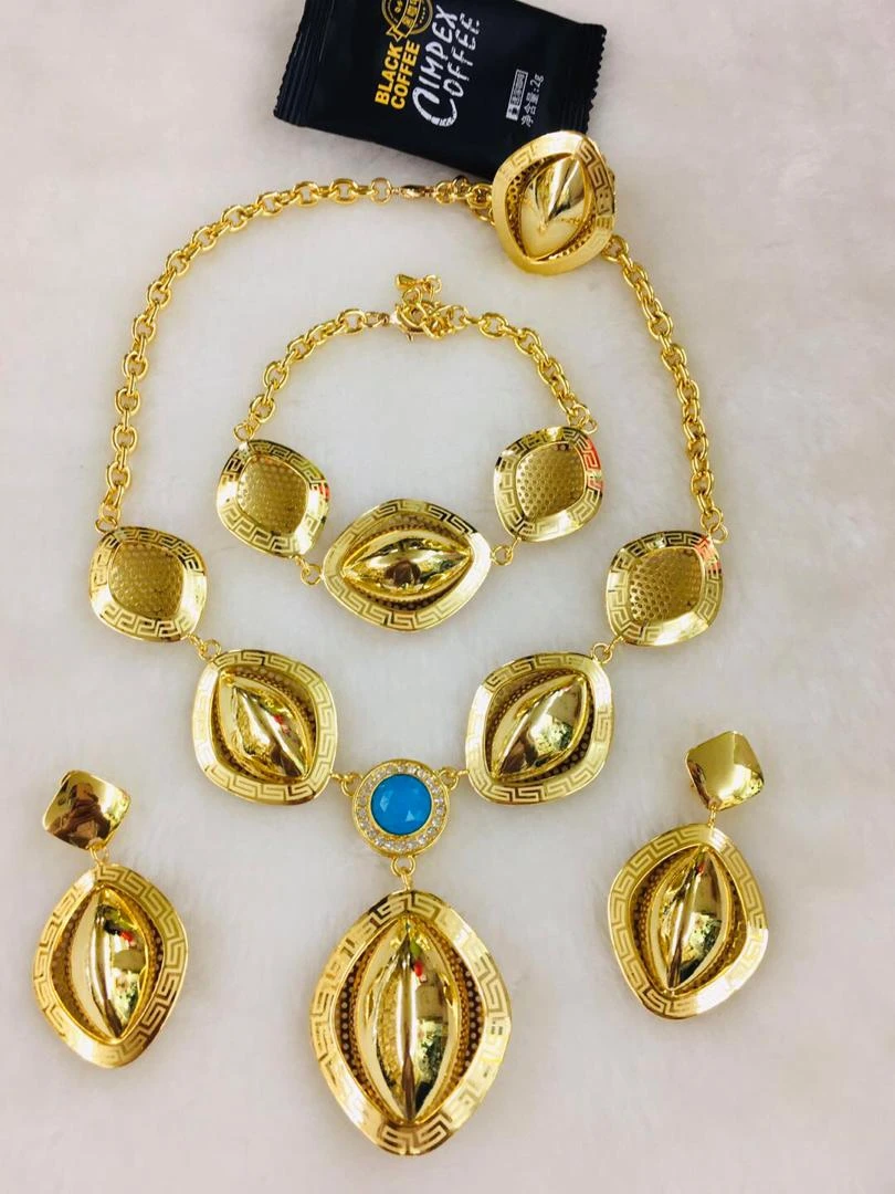 gold bridesmaid jewellery