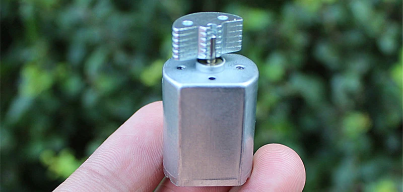 130 DC3-6V 0.8A микро DC супер сильный вибромотор для лягушки культуры