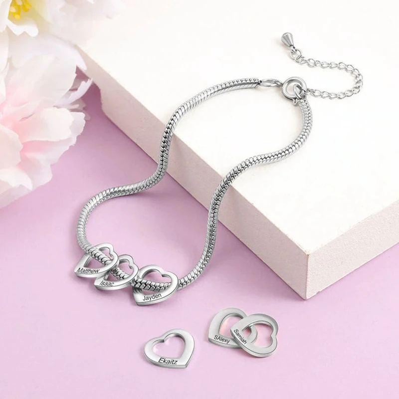 Engrave Family Names Stainless Steel Heart Charms Snake Chain Custom Bracelets for Women Personalized Bangle Gift for Lovers engrave family name stainless steel bead charms personalized bracelet genuine leather braided rope magnet clasp custom bangle