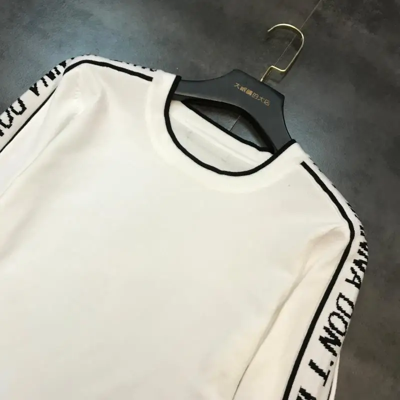 autumn new shoulder sleeves side letters black and white contrast color round neck long-sleeved knit sweater women