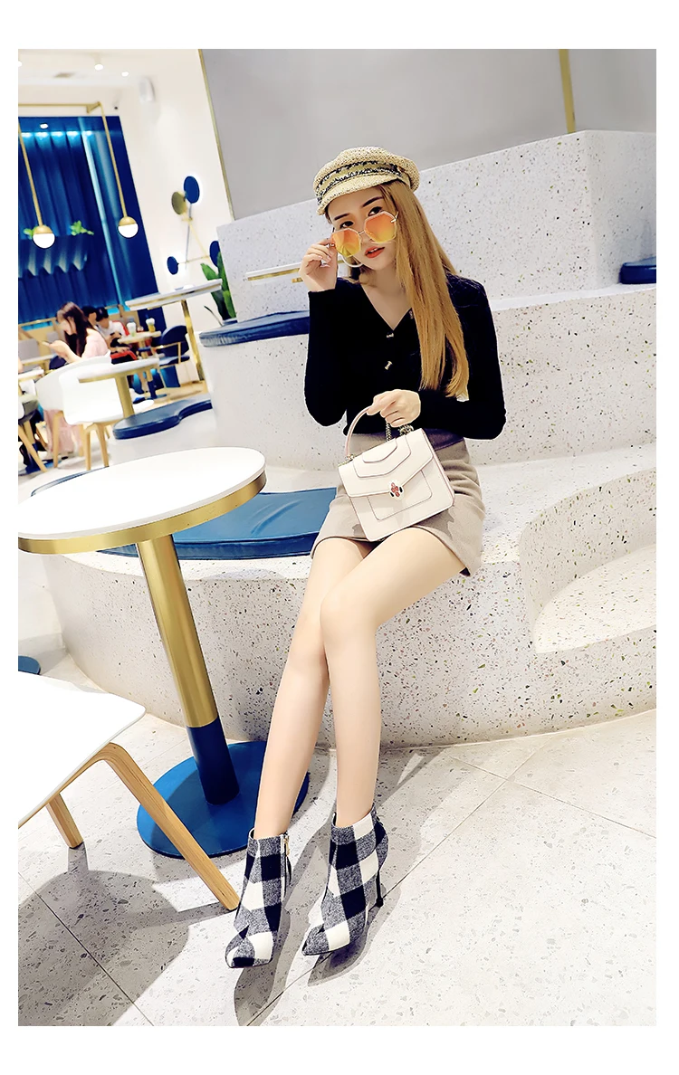 Winter Women's Boots  (1)