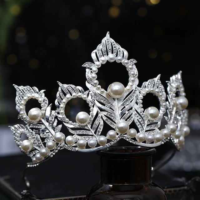 MISS UNIVERSE MIKIMOTO CROWN