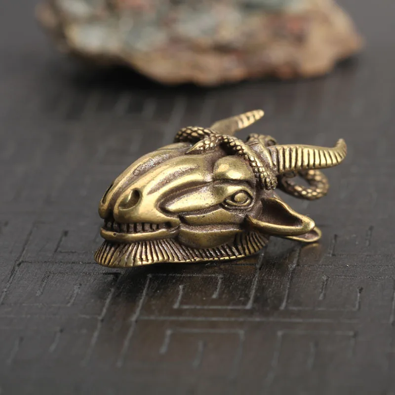 

Copper Snake Sheep Head Home Decor Ornaments Creative Mini Animal Statue Crafts Desk Decorations Vintage Miniatures Figurines