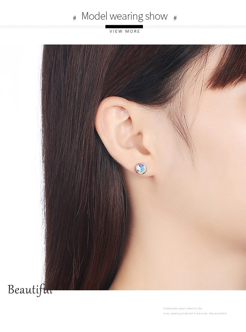 model-wearing-show-1