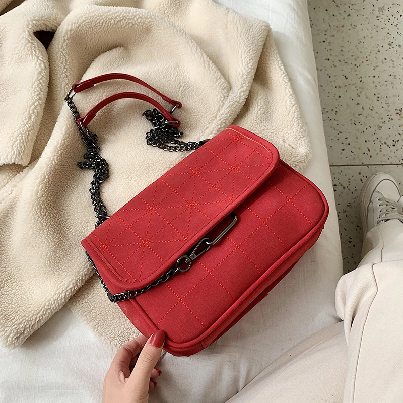 

Plush female bag chain shoulder bag 2019 autumn and winter new fashion Messenger bag blue square bag red mobile phone bag