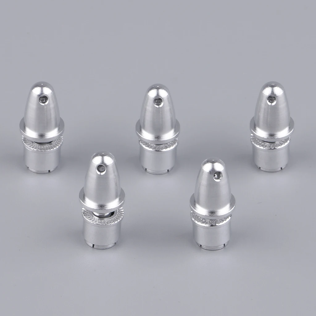 Vue détaillée d'un adaptateur d'hélice aluminium pour moteur RC, mettant en évidence la finition métallique et les dimensions.