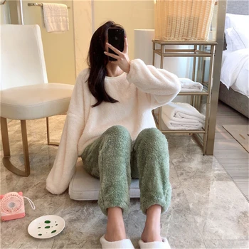 

Thicken Coral Fleece Flannel Autumn Sleepwear 2PCS Set Casual Nightgown Pajama Set Women Home Suit Pijama Mujer пижама женская