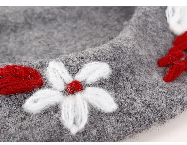 Beret Hand-Made Embroidered Flower Berets Women Autumn Winter Japanese-style Sweet Painter Cap Wool nan gua mao Korean-style
