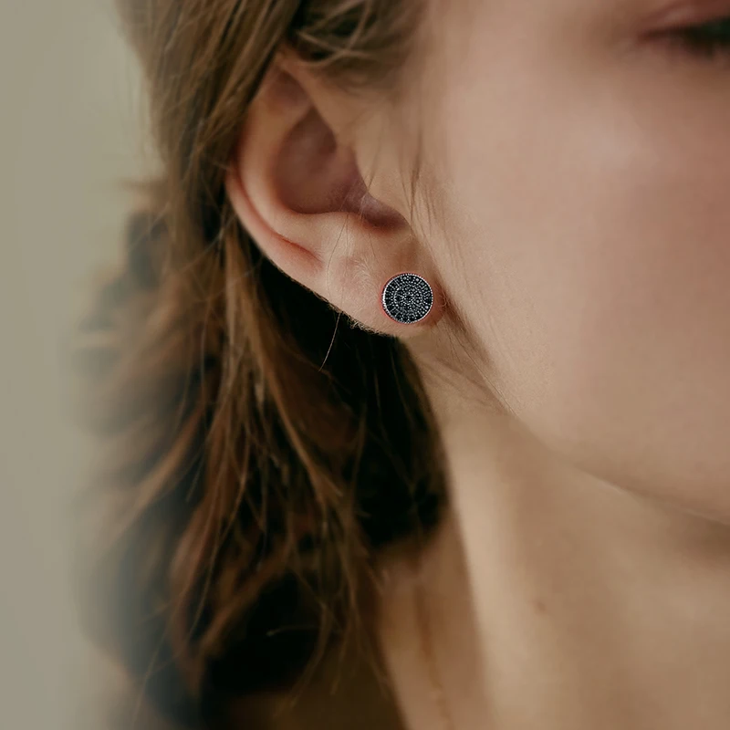 LUOTEEMI Elegant Small Round Stud Earrings for Women Dating AAA Black/White Cubic Zircon Three Color Fashion Jewelry Gift