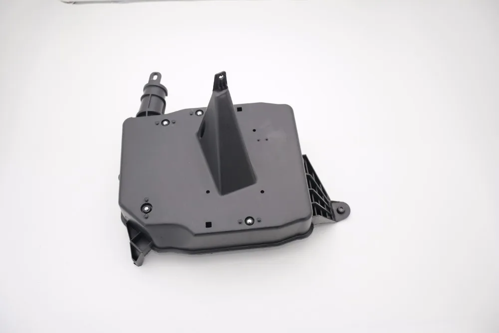 

1 шт., Крышка корпуса двигателя 7M51-12A659-AE для Ford Focus 2009-2011