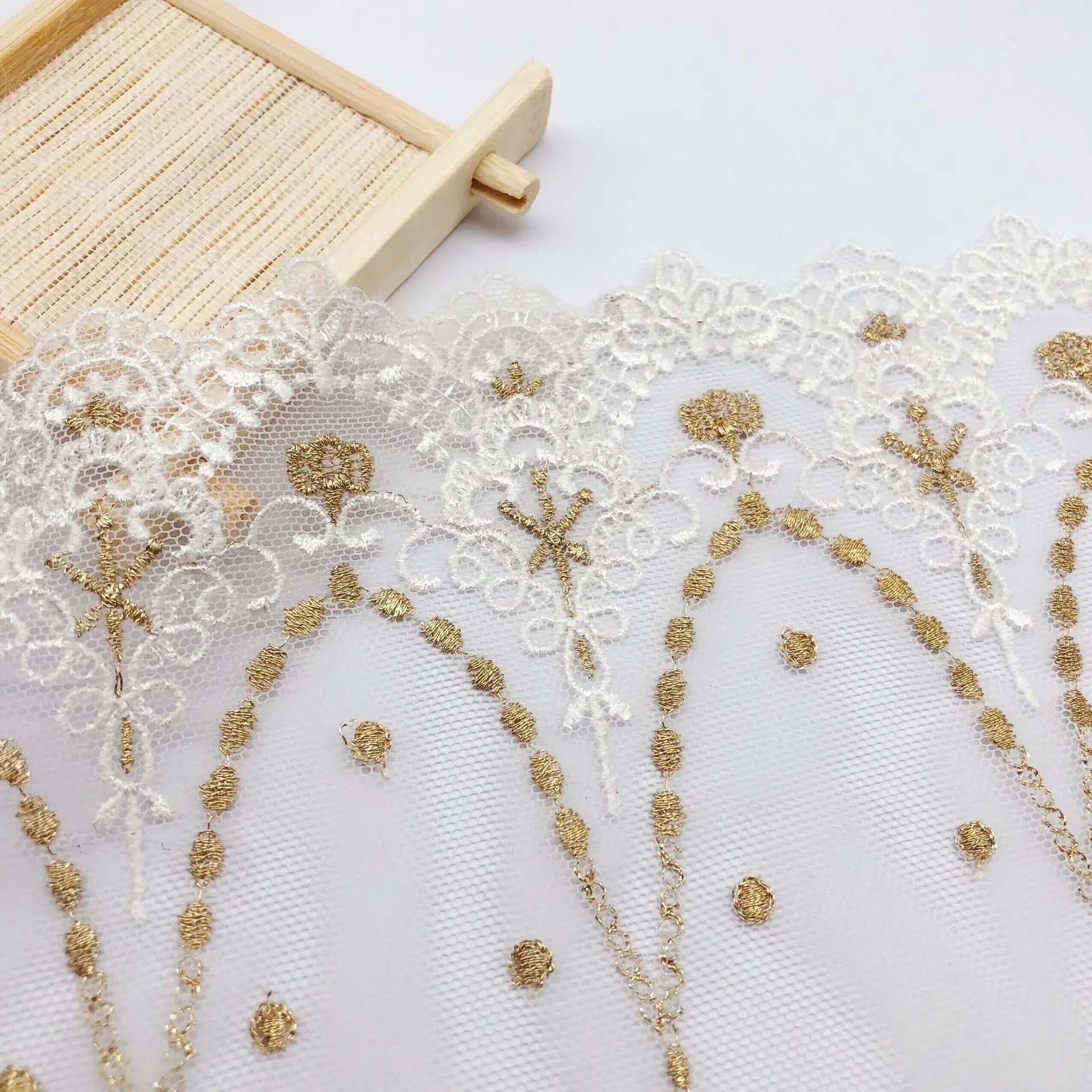 

2Yards Mesh Embroideried Flower Gold 21.5CM Width Lace Trim Ribbons Tulle Fabric DIY Wedding Dress Skirt Garment Accessories