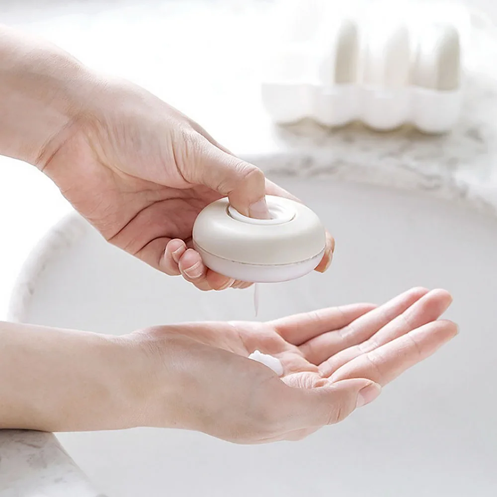 

1Set Creative Portable Classification Storage Box Travel Emulsion Points Bottling Small Shampoo Cosmetic Smetic Seal Bottles
