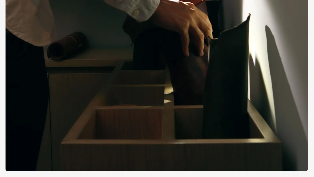 Xiaomi Flashlight in Hand