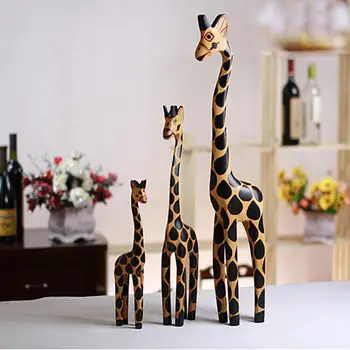 

3pcs/set Natural Wooden Giraffe Carving Painting Ornaments Gift Home Shop Car Decor