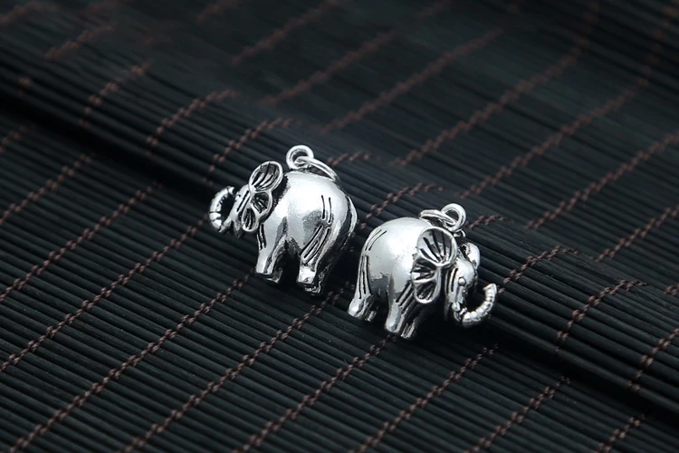 2654670433_2092824473