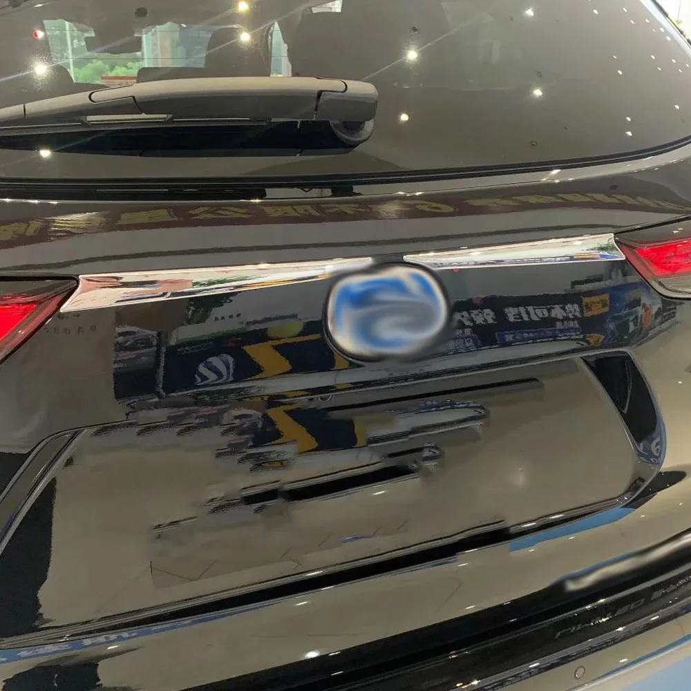 

Хромированная накладка на заднюю дверь багажника для Toyota Highlander 2021 2022