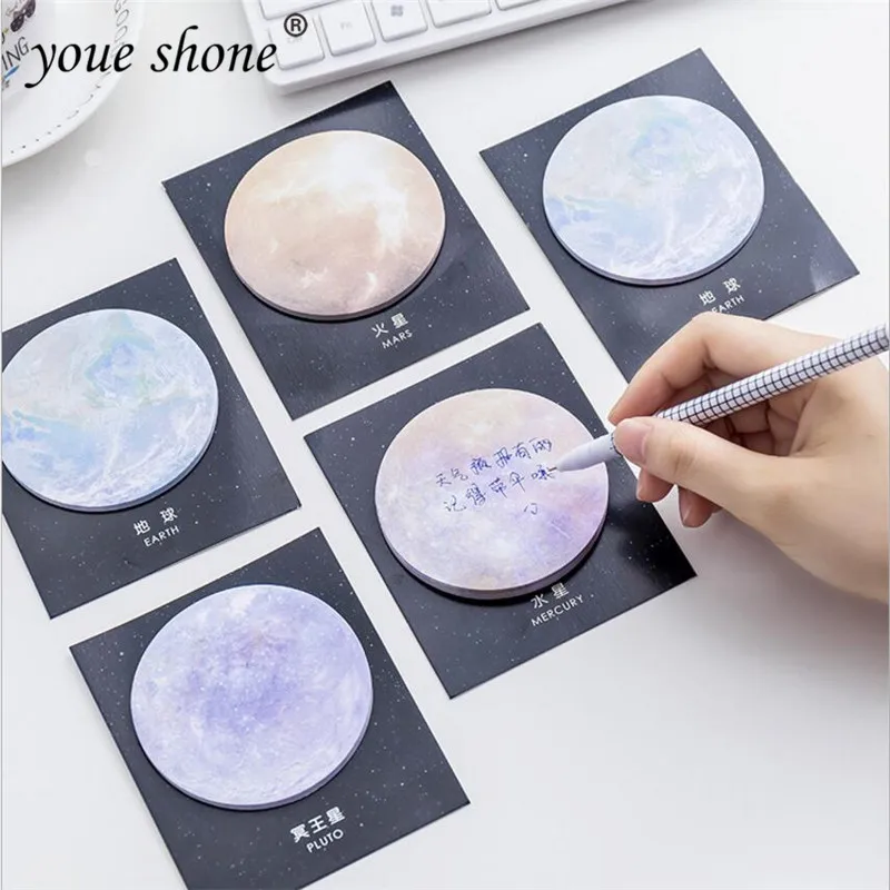 

1pcs=30sheet Creative Planet Series Memo Pads Circular Sticky Note Convenient Paste Office Stationery School Supplies