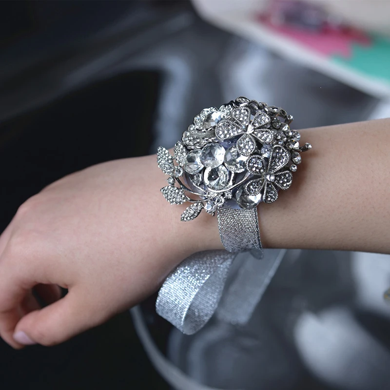 HIMSTORY Luxury Waterfall Full Diamond Silver Bridal Bouquets Bling Rhinestone Bouquets Wedding Accessories Ramo Flores Novia