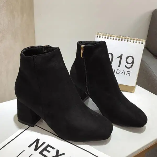 Autumn Boots Bootee Woman Low Heels booties Round Toe Booties Ladies Shoes Martins For Women Lace Up Luxury Designer Med - Цвет: 2