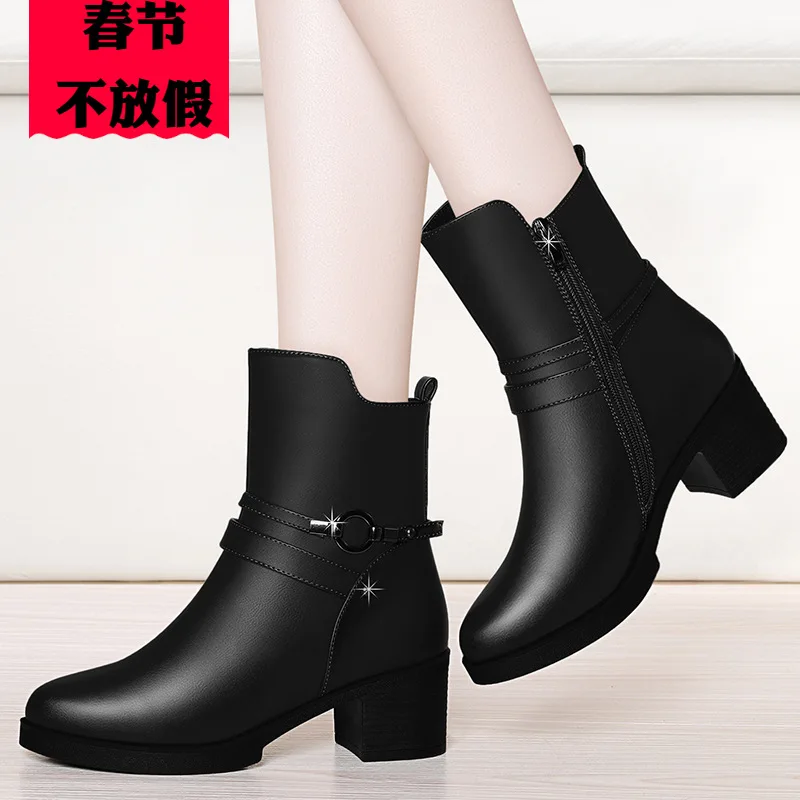 

2018 New Style Winter Versatile Snow Boots Short Chunky-Heel Leather Shoes plus Velvet WOMEN'S Shoes Short Boots Martin Boots WO