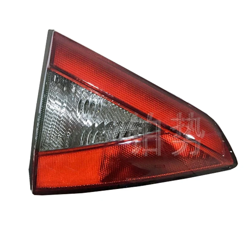 

Side tail light Mas era tiGTtrunk lid movable tail light reversing light brake light turn signal anti-collision tail light