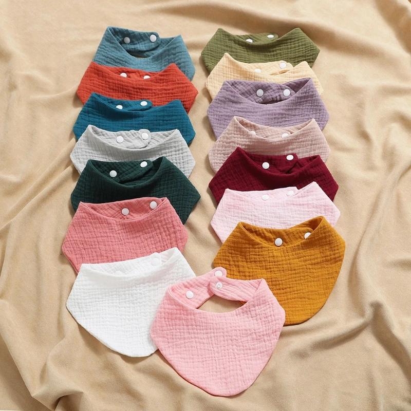 Baby Infant Cotton Bib Newborn Solid Color Triangle Scarf Feeding Saliva Towel Bandana Burp Cloth Boy Girl Apron Shower Gifts shake baby's hand