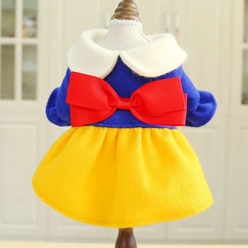 

Pet Dog Cat Simple Doll Collar Red Yellow Blue Three-Color Skirt Teddy Bear Small And Medium-Sized Clothes Factory Direct Sales