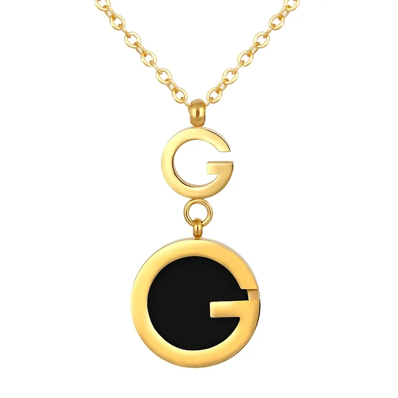 White Shell Charm Pendant Necklace 