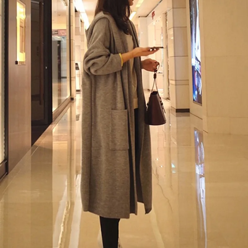 

2019 Ladies Long Sweater New Cardigan Warm Loose Long-sleeved Retro Fashion Knit Sweater Coat Ladies Plus Size Sweater Coat
