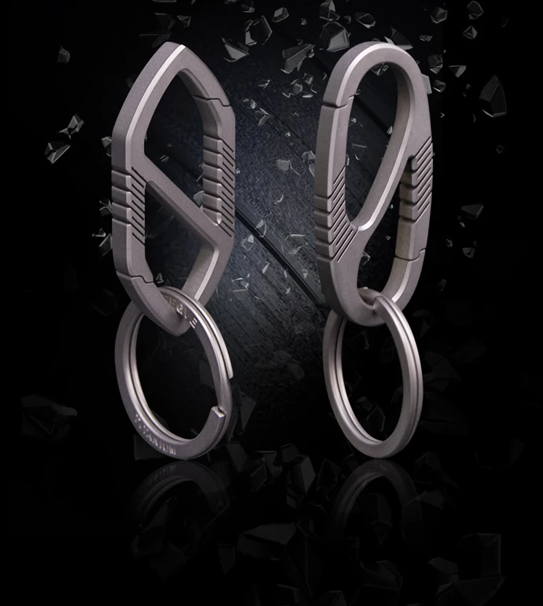 Titanium Men Women Car Keychain Rotatable Buckle Luxury Key Chain Ultra Lightweight EDC Key Ring Holder Upscal Gift for Men