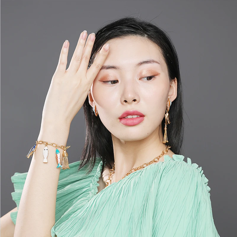 Bohemia Ocean Beauty Charms Bracelet Bangle Hand Enamel Fishes Conch Seastar Tassel Pendants Toggle Bracelet Pulseras - Image 2