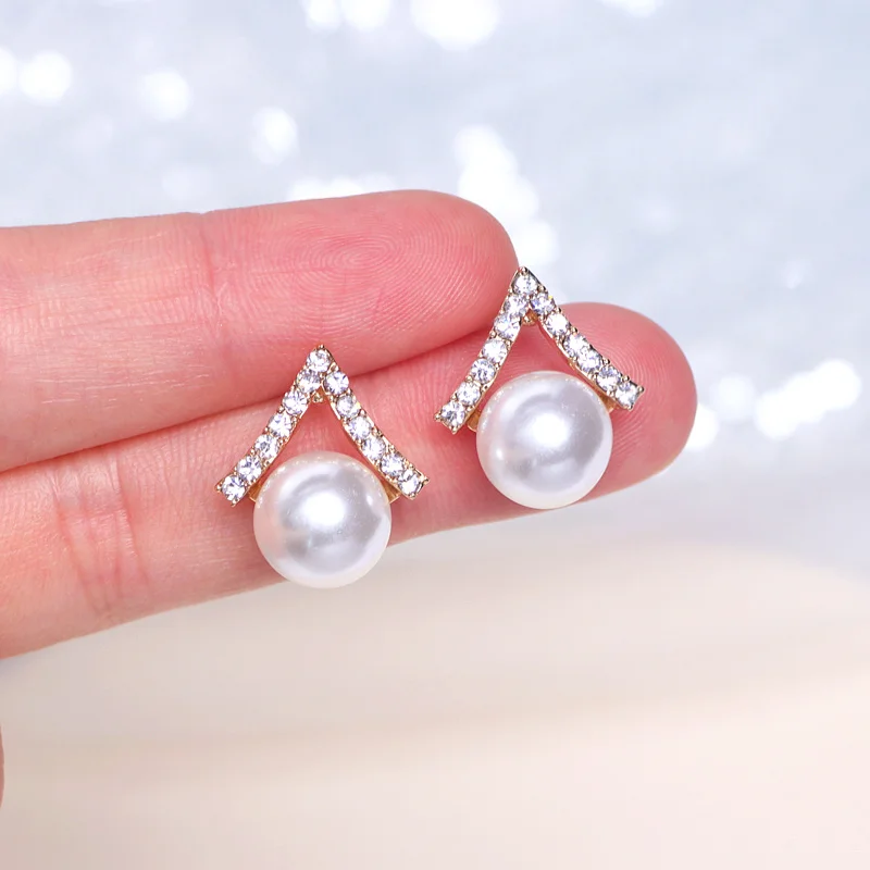 

New Korean OL Style Elegant Imitation Pearl Stud Earrings for Women Gold Color Charm Crystal Geometry Earring Jewelry Bijoux