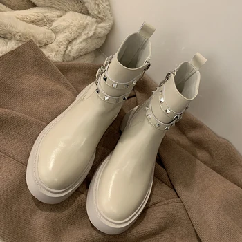 

Thick-soled round toe short boots plus velvet warm casual Martin boots women's shoes platform boots gothic platform shoes