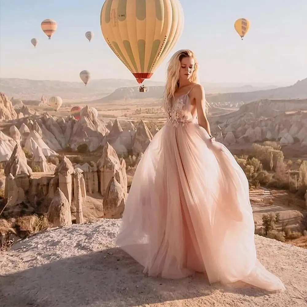 Платье в пол для выпускного вечера с V-образным вырезом без рукавов открытой