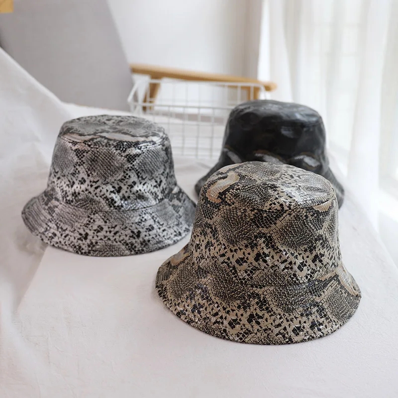 Vintage Snakeskin Print PU Bucket Hat Fisherman Hat Black White Bucket Hat Fashion Panama Fishing Fisherman Hat