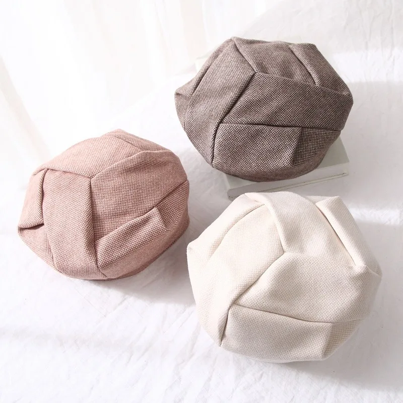 

female Japanese stitching beret autumn and winter British retro woolen octagonal cap Korean version of the wild bud pumpkin hat