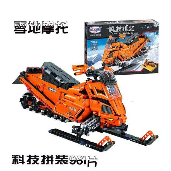 

Wei le Science And Technology Assembled Building Blocks ENLIGHTEN Fight Inserted Model Engineering Vehicle Boy Gift 7068 Snowfie