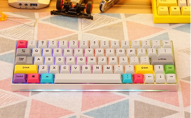 Металлический корпус с ЧПУ keycool 64 RGB клавиатура bluetooth механическая DSA keycap dyesub