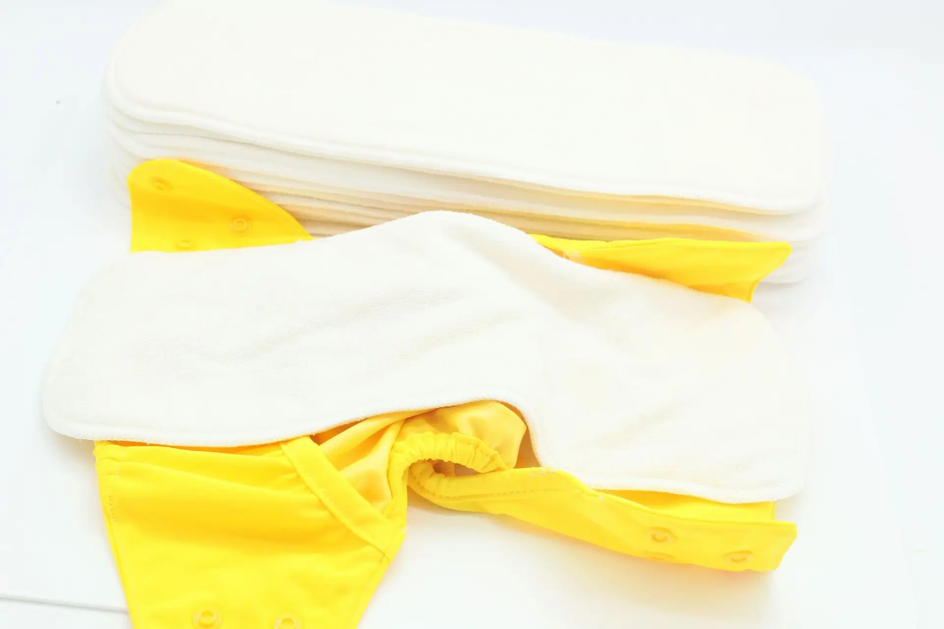 1 шт многоразовые подгузники вставки толстые моющиеся Детские Подгузники Одежда Подгузники Счастливый Флейта новорожденный подгузник из микрофибры вкладыш