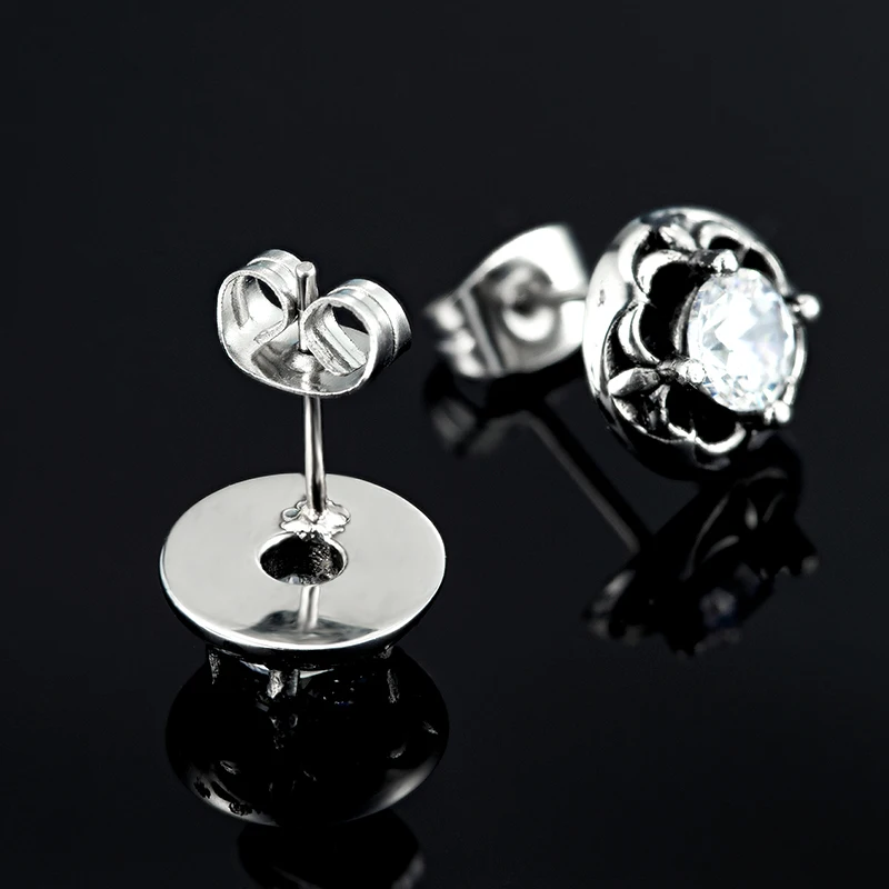 New Classic stainless steel men Ear studs  sunshine boy personality Ear Jewelry Round shape Zircon Earring For male Holiday gift 2