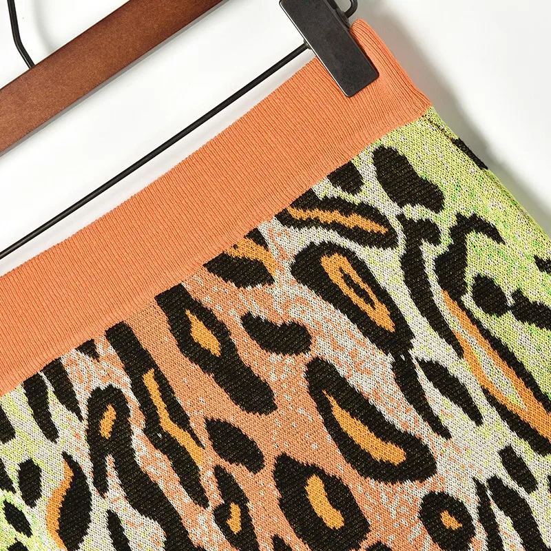 Женская юбка карандаш с леопардовым принтом Весенняя трикотажная из жаккарда