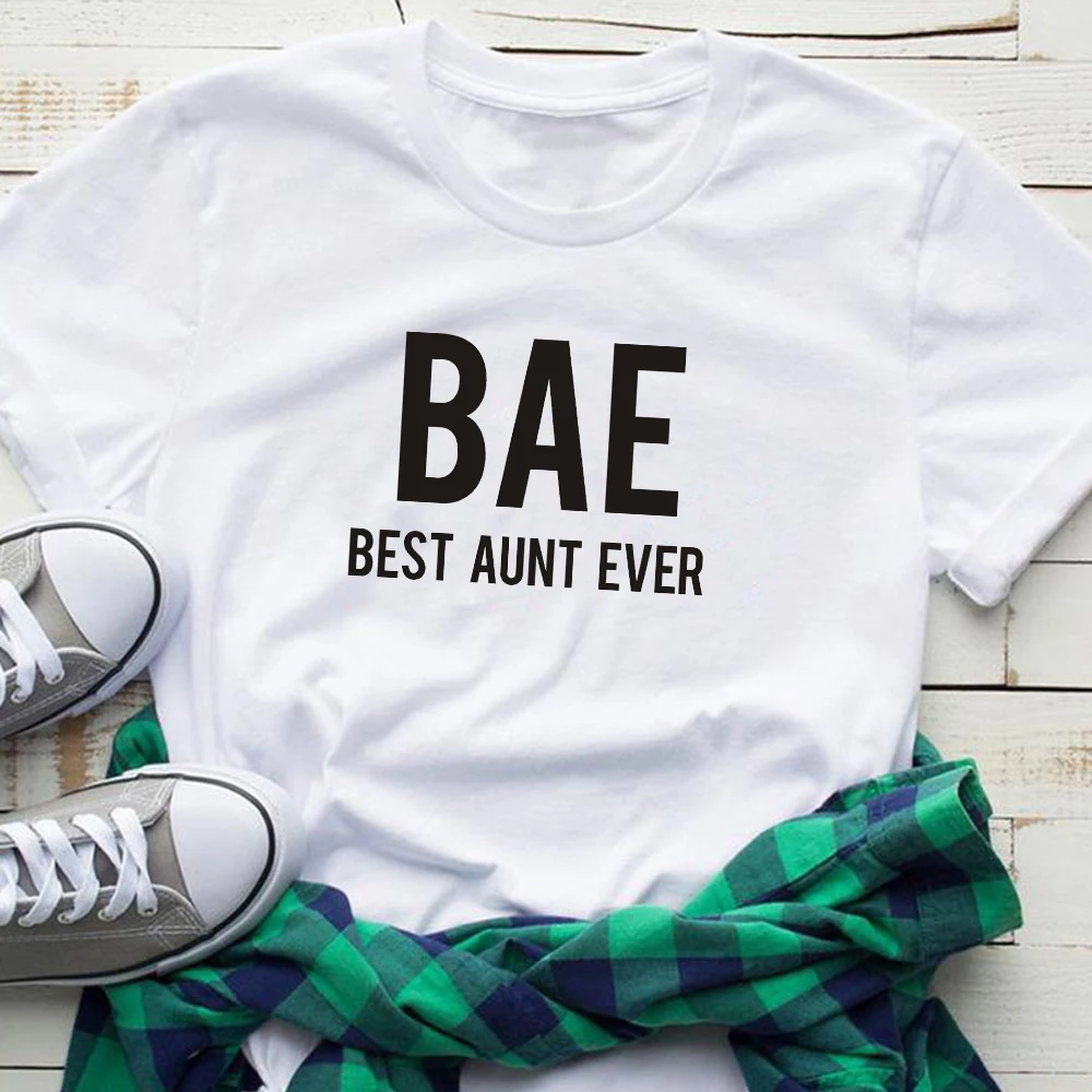 白色_