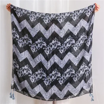 

Luxury Autumn And Winter Women's Beach Blanket Scarf Real Silk Scarf Fashion Women's Cotton Tassels Scarf Printed Cotton Shawl