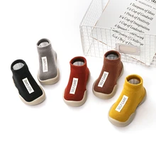 Обувь для младенцев; вязаная обувь для маленьких девочек; теплые зимние носки; обувь с кроликом; Bebe; Одежда для новорожденных; ботиночки для малышей; обувь для девочки Тапочки