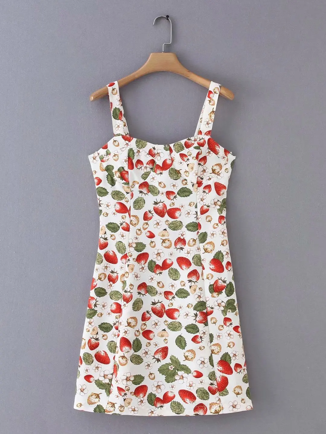 

2019 Western Style Spring And Summer Women's Dress New Style Strawberry Printing Slip Dress